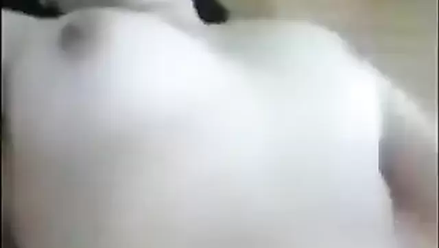 슬렌더 키르기스스탄 클리 자극하며 문질러대는 야한 플레이